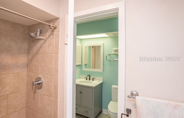 2 Harbor Dr N Unit L201, St Helena Island, SC 29920