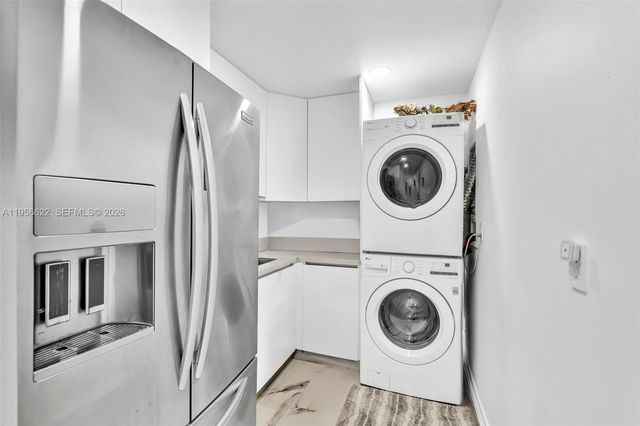 3388 SW 49th St, Hollywood, FL 33312