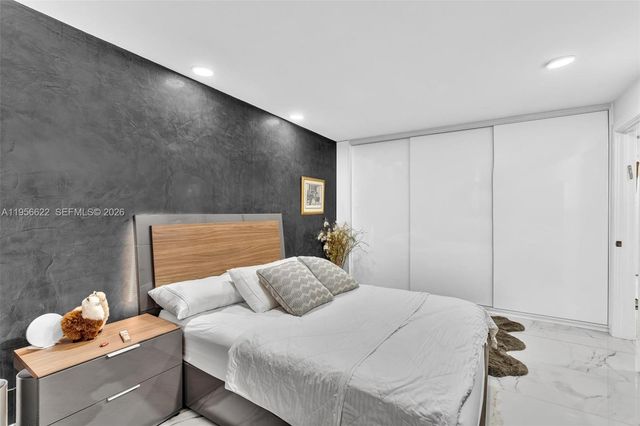 3388 SW 49th St, Hollywood, FL 33312