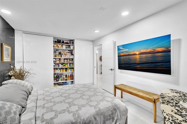 3388 SW 49th St, Hollywood, FL 33312