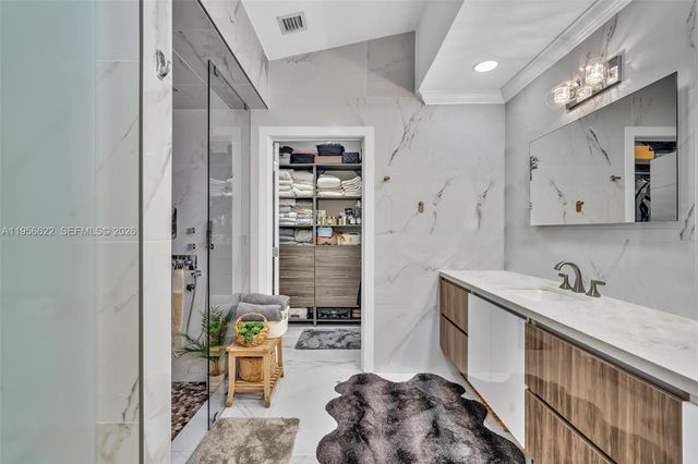 3388 SW 49th St, Hollywood, FL 33312