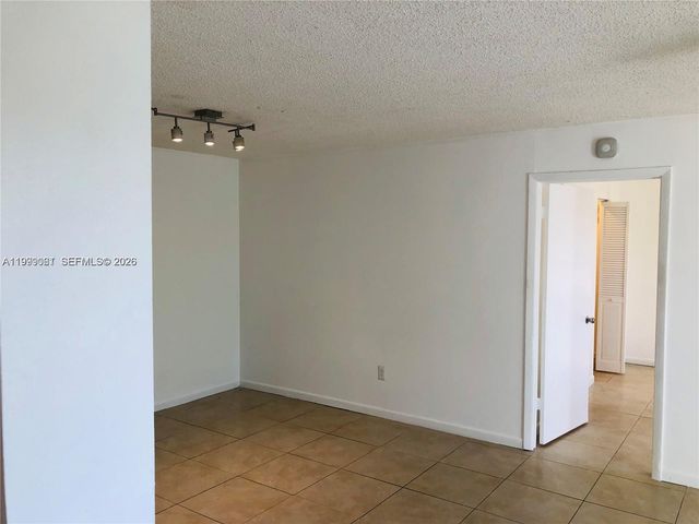 8260 SW 210th St 210, Cutler Bay, FL 33189