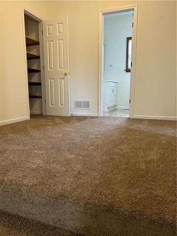 711 Kiowa Street, Leavenworth, KS 66048
