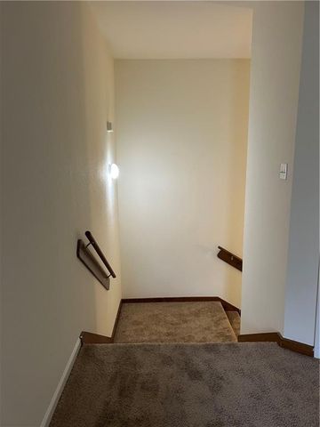 711 Kiowa Street, Leavenworth, KS 66048