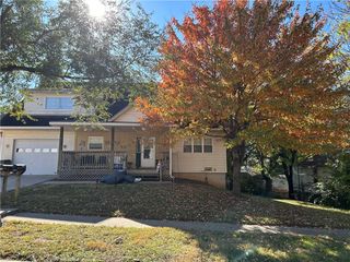 711 Kiowa Street, Leavenworth, KS 66048