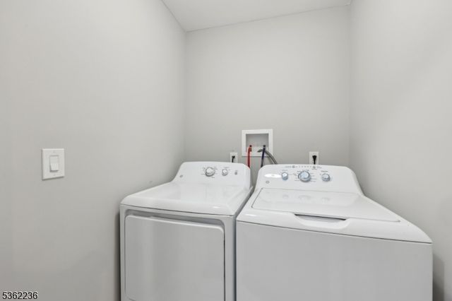 253 N 4Th St, Paterson City, NJ 07522