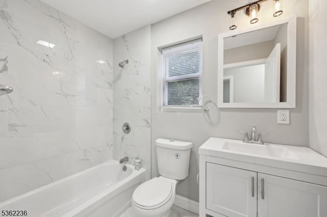 253 N 4Th St, Paterson City, NJ 07522