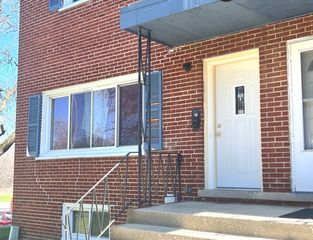 905 W North Avenue A, Villa Park, IL 60181
