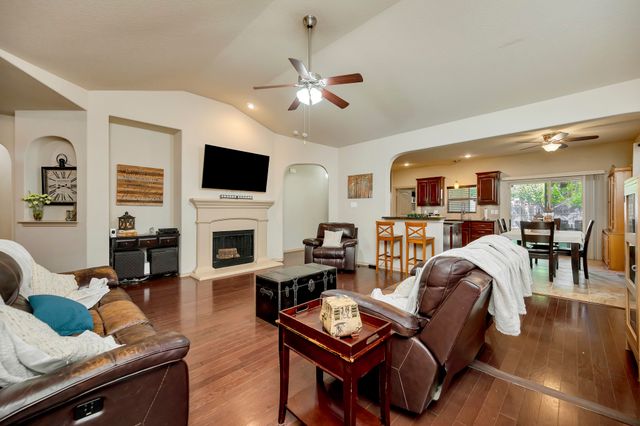 13149 Larks View Point, Fort Worth, TX 76244