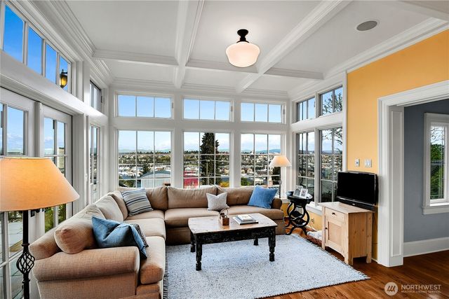 406 Galer Street, Seattle, WA 98109