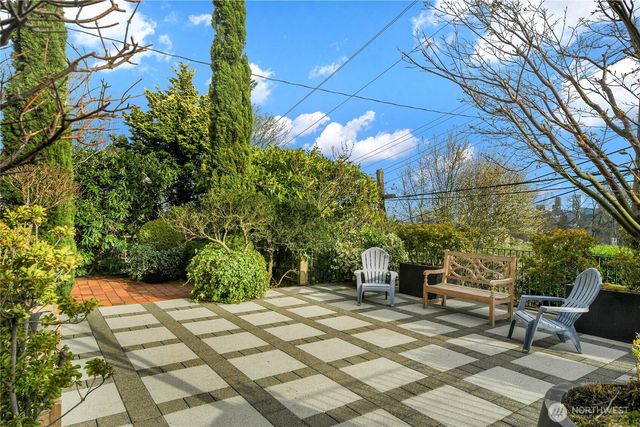 406 Galer Street, Seattle, WA 98109