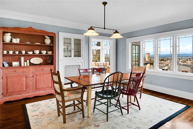 406 Galer Street, Seattle, WA 98109