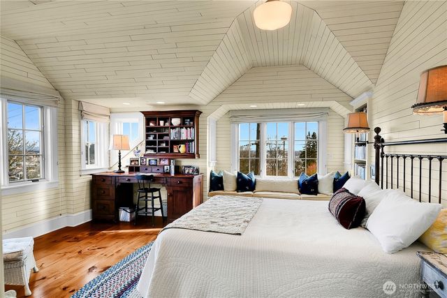 406 Galer Street, Seattle, WA 98109