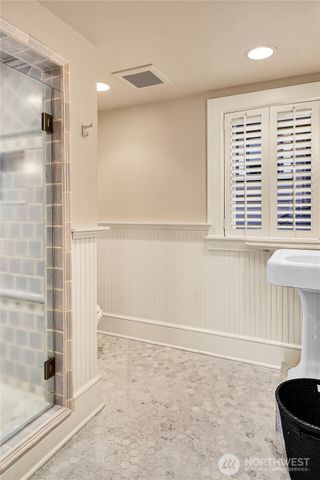 406 Galer Street, Seattle, WA 98109