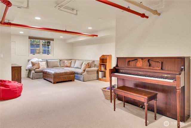 406 Galer Street, Seattle, WA 98109