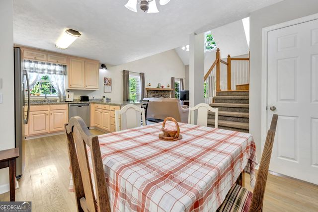 560 Hawks Trail, Newborn, GA 30056