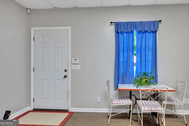 560 Hawks Trail, Newborn, GA 30056