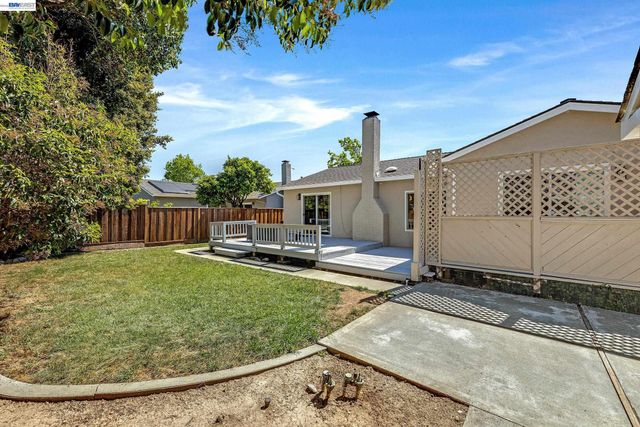 34104 Cromwell Pl, Fremont, CA 94555
