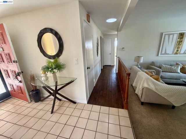 34104 Cromwell Pl, Fremont, CA 94555