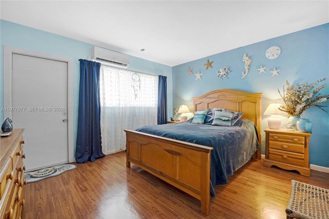 3701 Tyler St 211, Hollywood, FL 33021