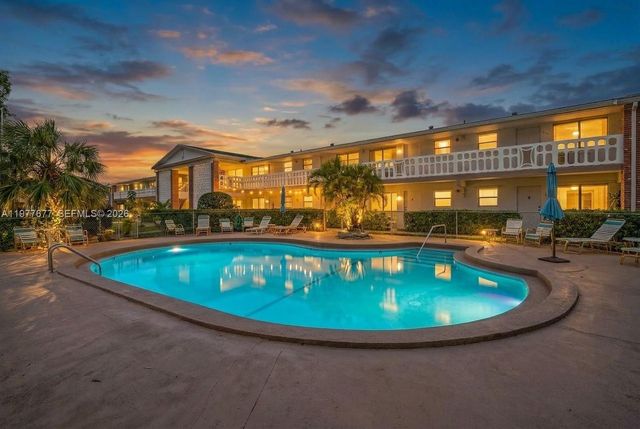 3701 Tyler St 211, Hollywood, FL 33021