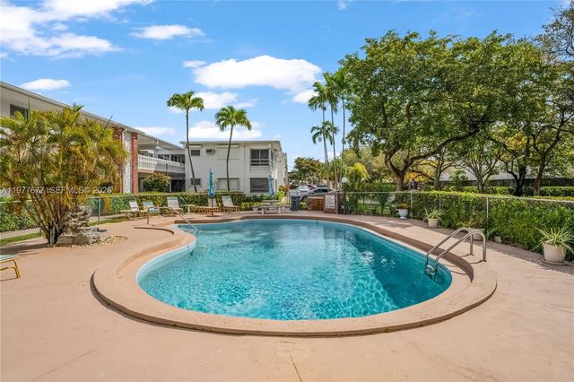 3701 Tyler St 211, Hollywood, FL 33021