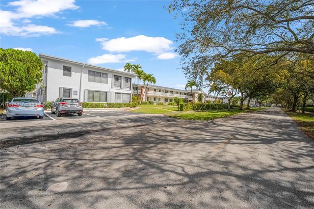 3701 Tyler St 211, Hollywood, FL 33021