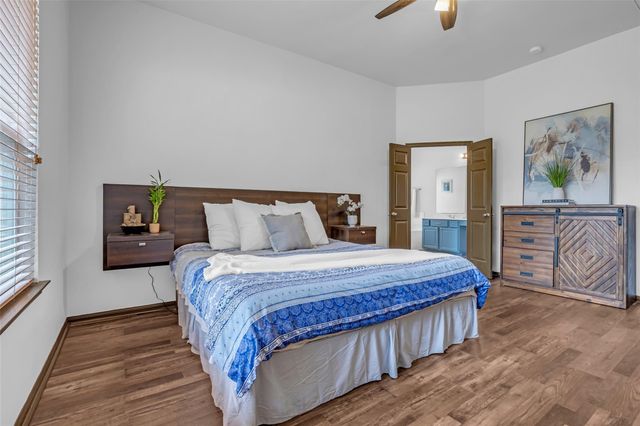 134 S Star Ridge Circle, The Woodlands, TX 77382