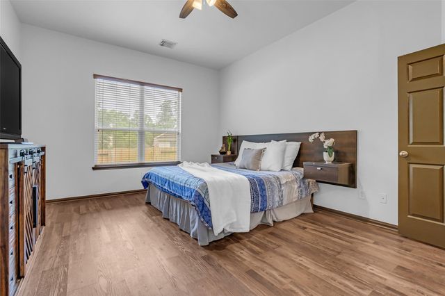 134 S Star Ridge Circle, The Woodlands, TX 77382