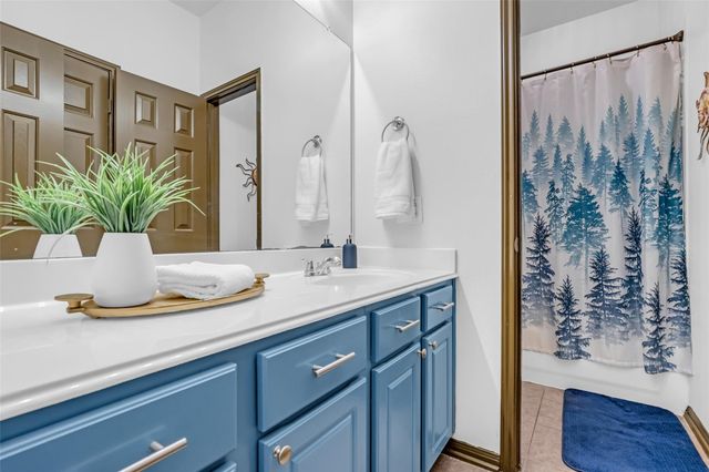 134 S Star Ridge Circle, The Woodlands, TX 77382