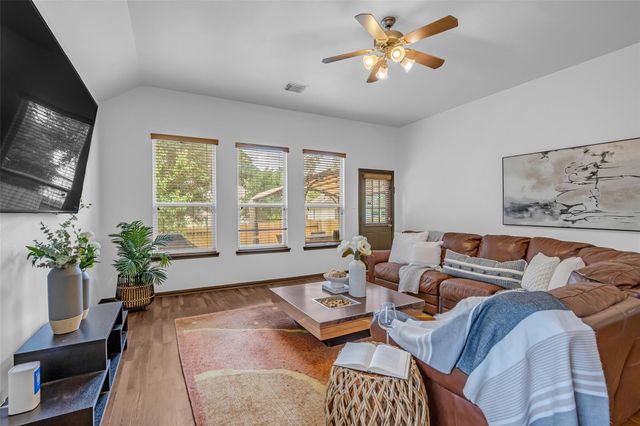 134 S Star Ridge Circle, The Woodlands, TX 77382