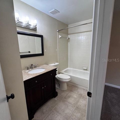 10128 LAKE OAK CIRCLE, Tampa, FL 33624