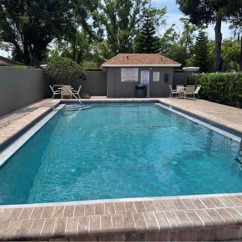 10128 LAKE OAK CIRCLE, Tampa, FL 33624