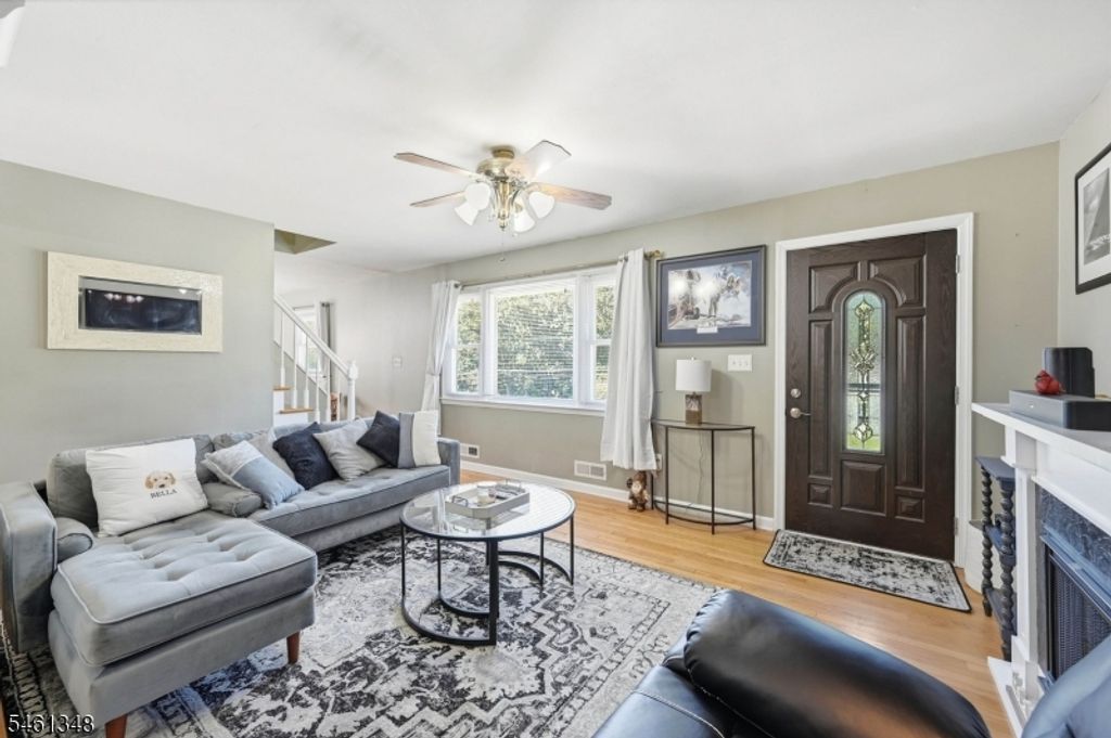 138 Rafkind Rd, Bloomingdale Boro, NJ 07403 — photo 3