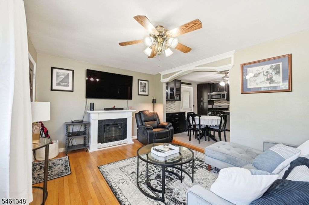 138 Rafkind Rd, Bloomingdale Boro, NJ 07403 — photo 5