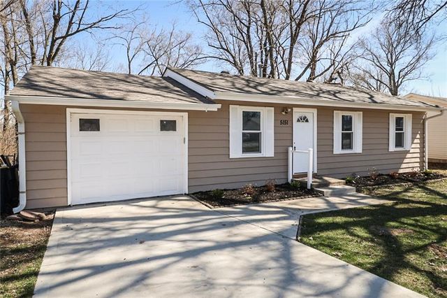 5151 N Winchester Avenue, Kansas City, MO 64119