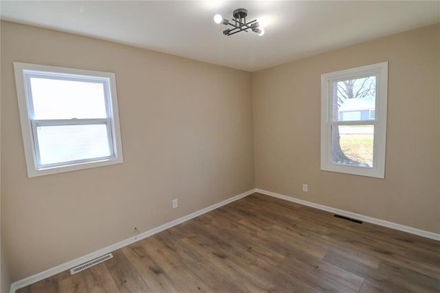 5151 N Winchester Avenue, Kansas City, MO 64119