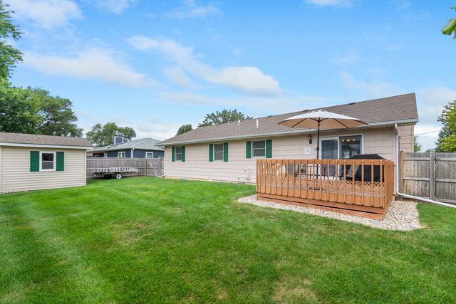 606 E Edgelawn Drive, Plano, IL 60545