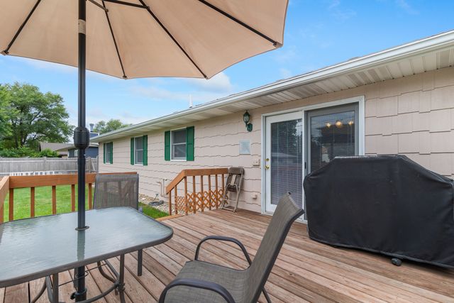 606 E Edgelawn Drive, Plano, IL 60545