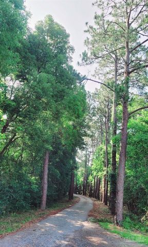 3225 Hwy 297 A, Cantonment, FL 32533