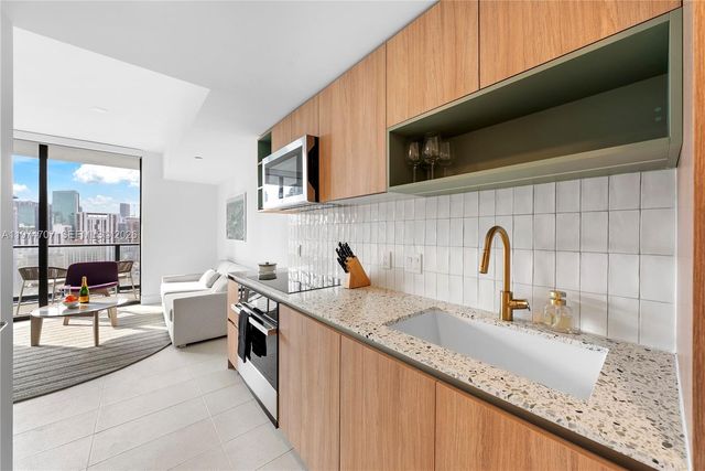 159 NE 6th St 2608, Miami, FL 33132