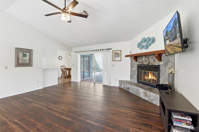 4601 S Gator Loop, Homosassa, FL 34448