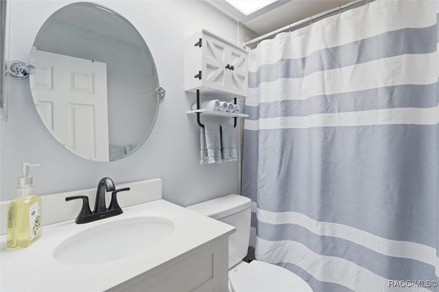 4601 S Gator Loop, Homosassa, FL 34448