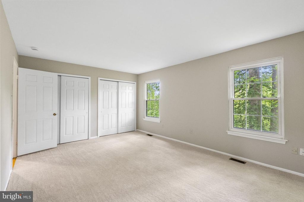 Image 19 of property listing at 8868 STONEBROOK LN, Columbia, MD 21046
