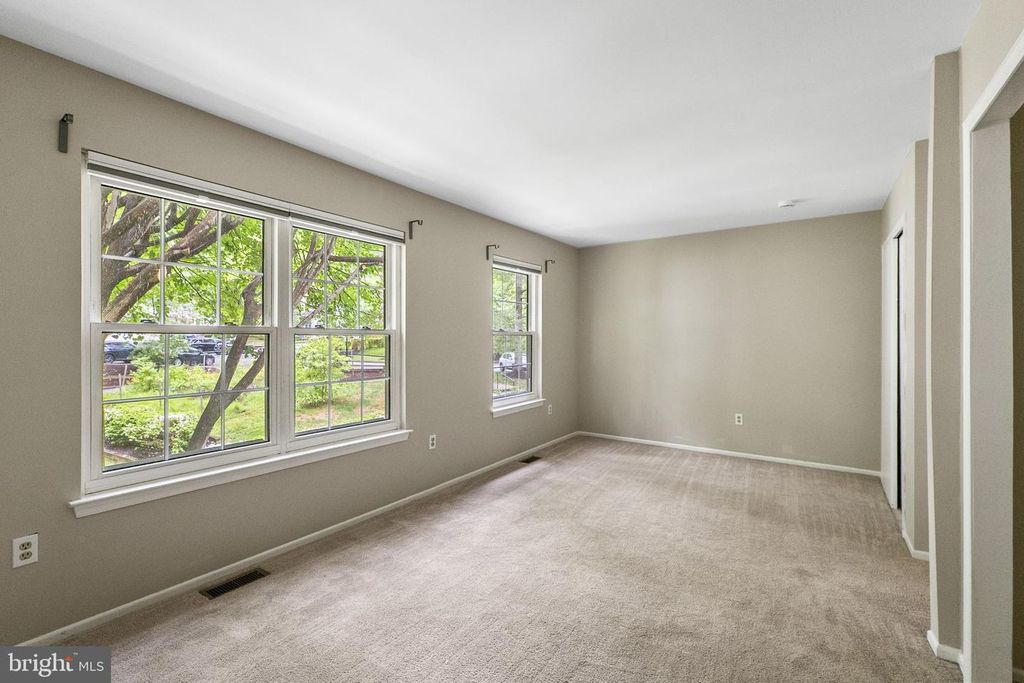Image 23 of property listing at 8868 STONEBROOK LN, Columbia, MD 21046