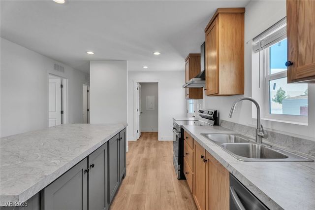 4498 Crystal Peak Drive, Las Vegas, NV 89115