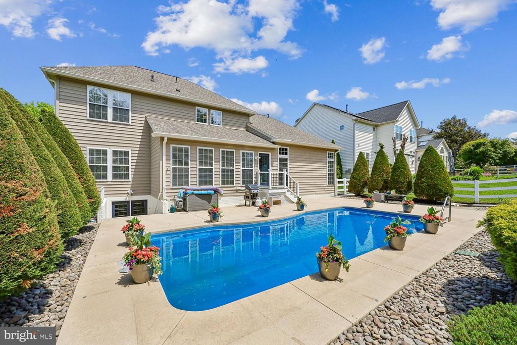 Image 12 of property listing at 503 GLENBROOK DR, Middletown, MD 21769