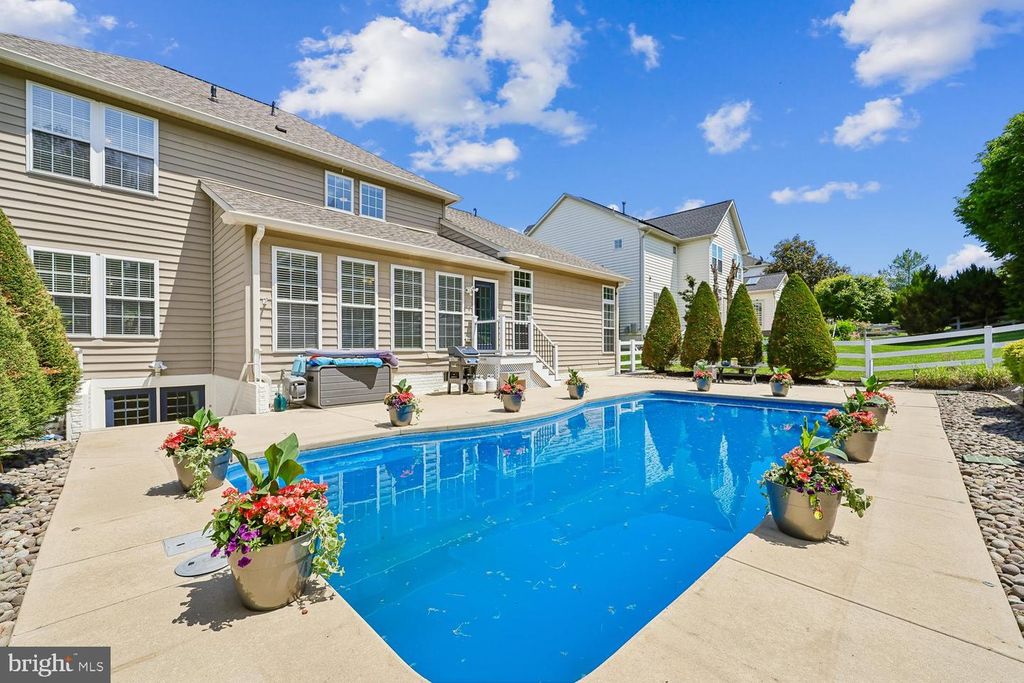 Image 15 of property listing at 503 GLENBROOK DR, Middletown, MD 21769