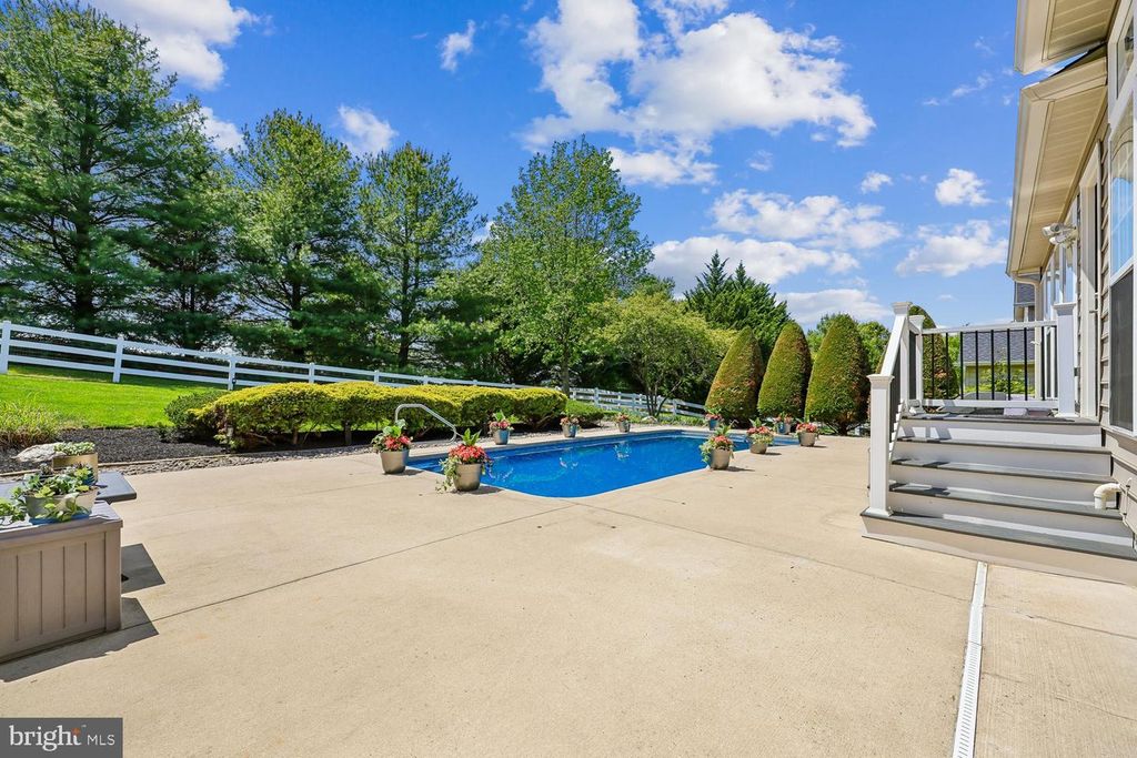Image 17 of property listing at 503 GLENBROOK DR, Middletown, MD 21769