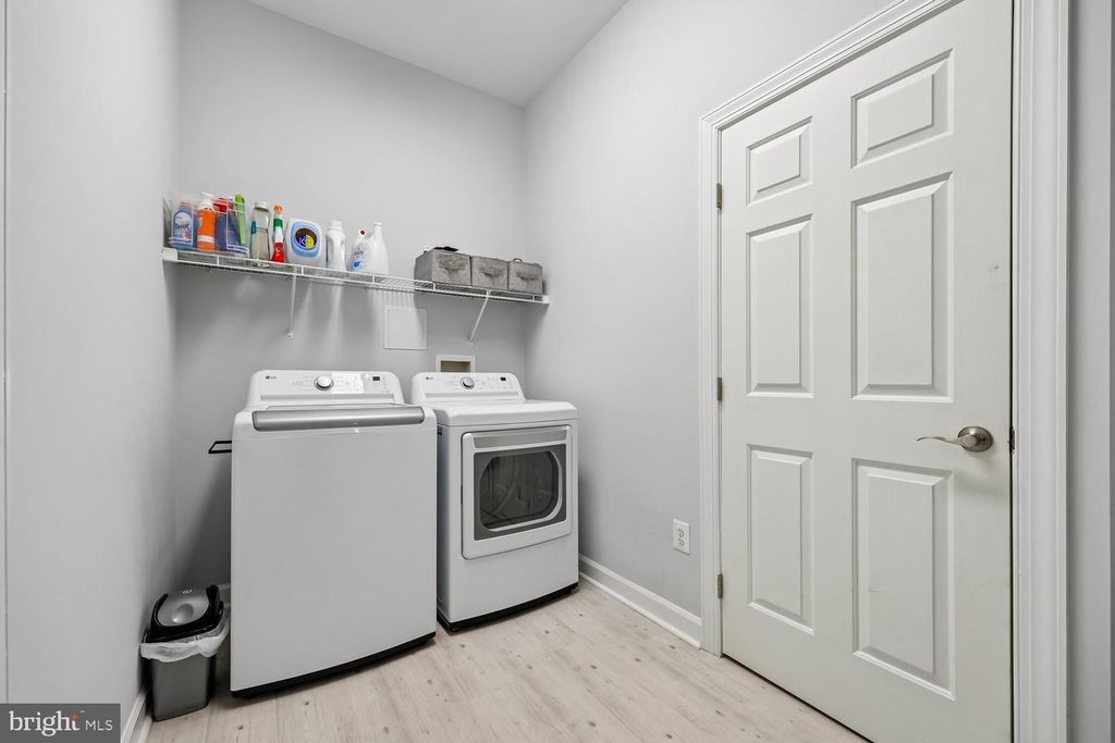 Image 79 of property listing at 503 GLENBROOK DR, Middletown, MD 21769